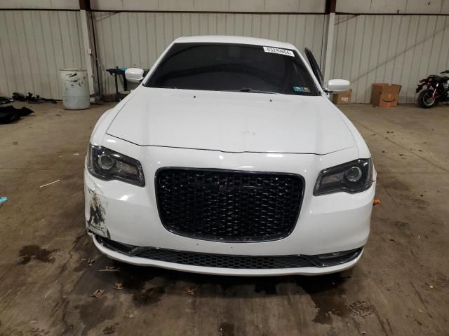 2019 Chrysler 300 S