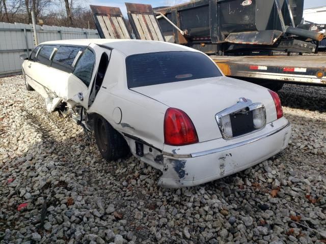 1999 Lincoln Town Car Executive