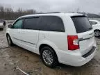 2015 Chrysler Town & Country Touring L