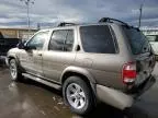 2002 Nissan Pathfinder LE