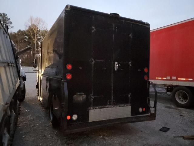 2009 Freightliner Chassis M Line WALK-IN Van