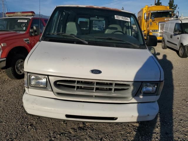 2000 Ford Econoline E150 Van