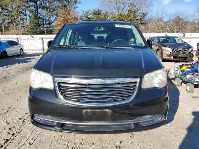 2014 Chrysler Town & Country Touring