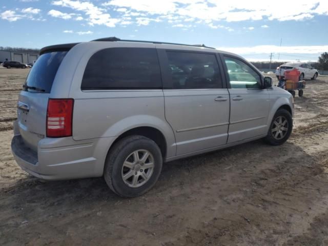 2009 Chrysler Town & Country Touring