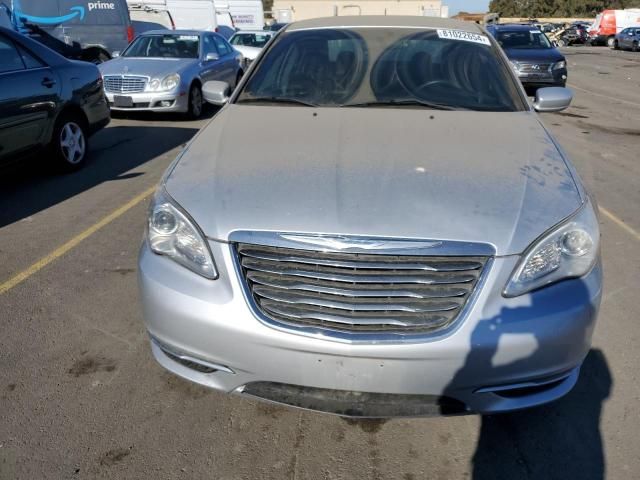 2012 Chrysler 200 LX