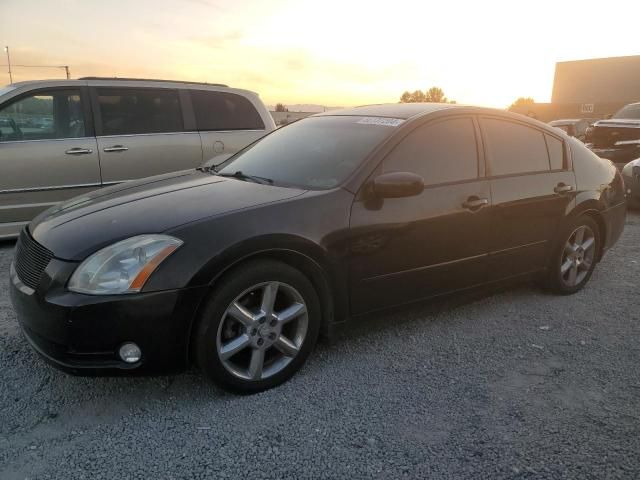 2005 Nissan Maxima SE