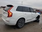 2022 Volvo XC90 T5 Momentum