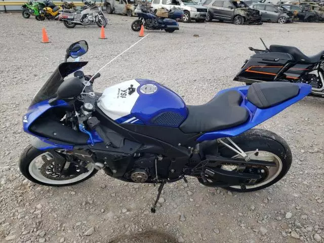 2010 Yamaha YZFR1