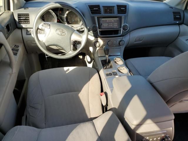 2013 Toyota Highlander Base