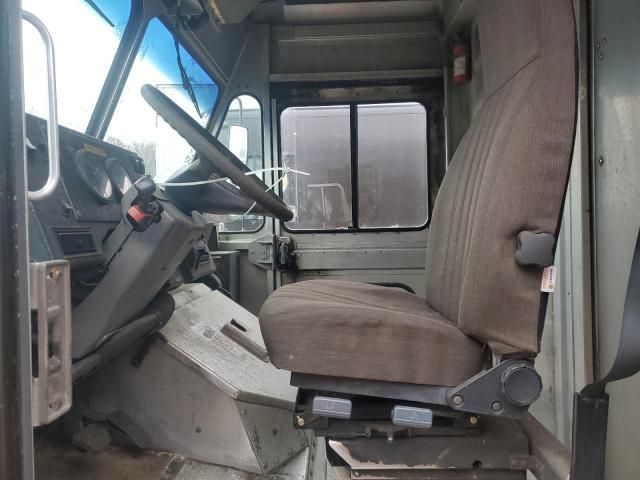 2009 Freightliner Chassis M Line WALK-IN Van