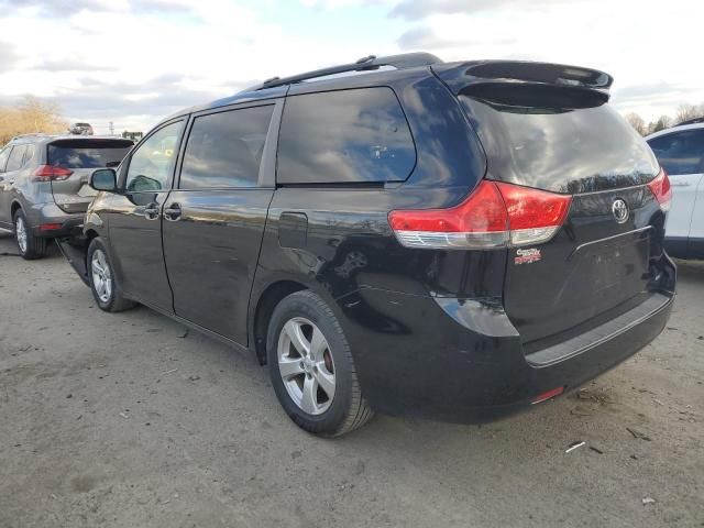 2012 Toyota Sienna LE