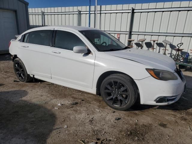 2014 Chrysler 200 Touring