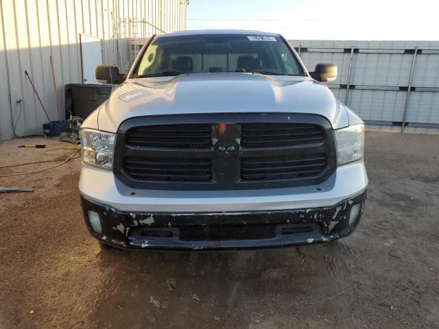 2015 Dodge RAM 1500 SLT