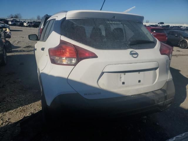 2018 Nissan Kicks S