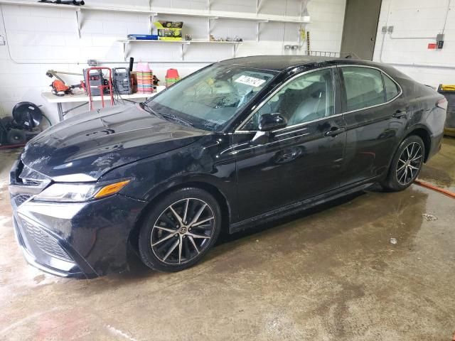 2023 Toyota Camry SE Night Shade