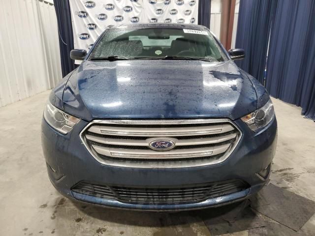 2017 Ford Taurus SEL