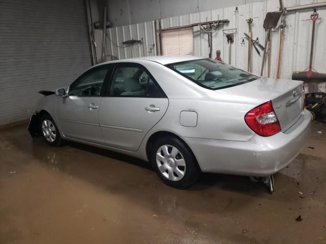 2004 Toyota Camry LE