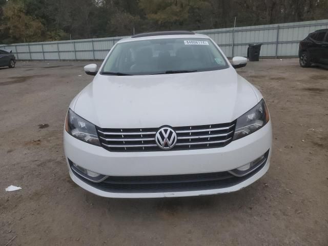 2013 Volkswagen Passat SEL