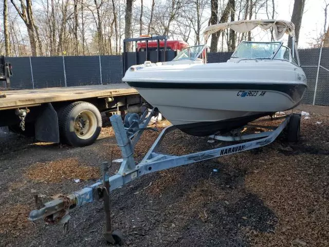 2001 Rinker Captiva