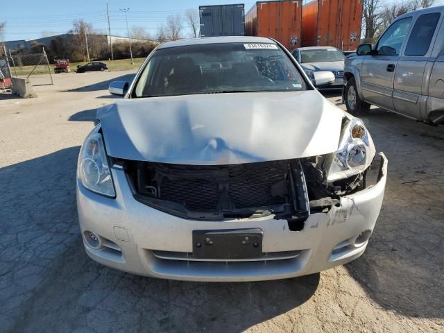 2010 Nissan Altima Base