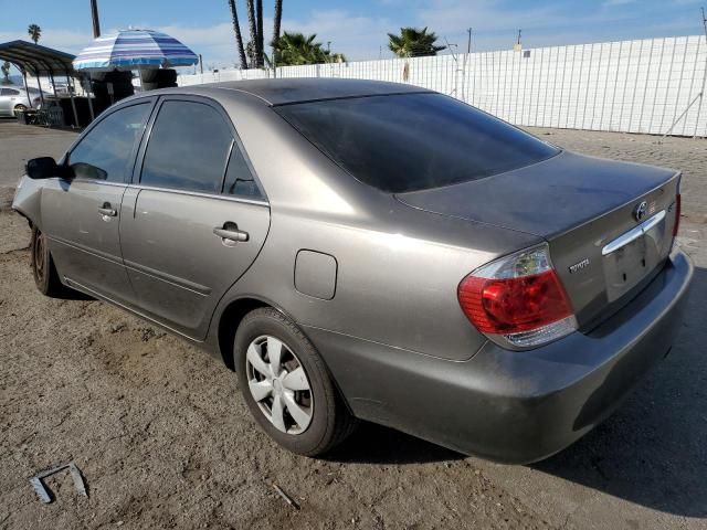 2005 Toyota Camry LE