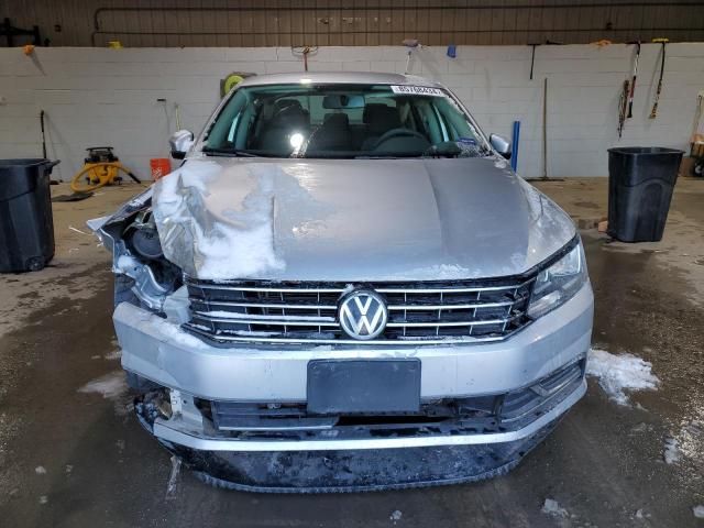 2016 Volkswagen Passat S