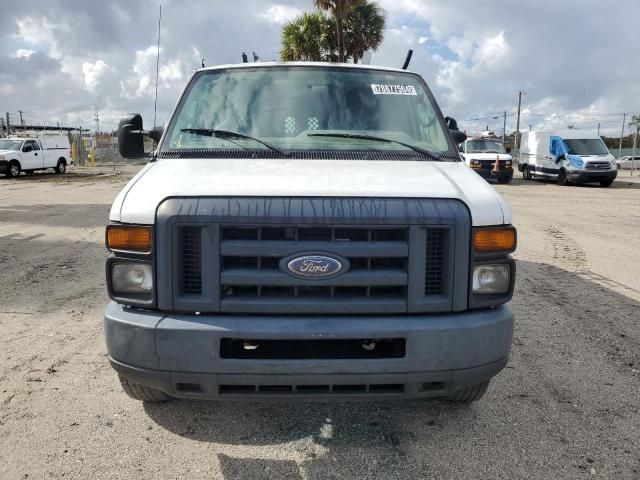 2013 Ford Econoline E250 Van