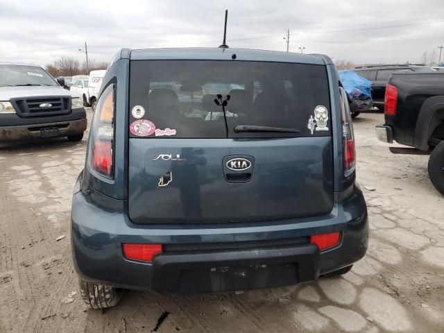 2011 KIA Soul +