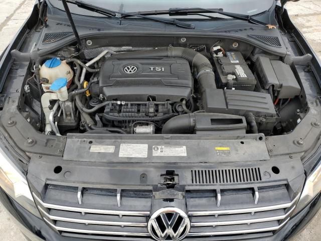 2015 Volkswagen Passat SEL