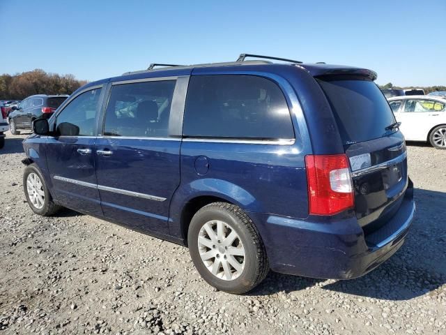 2012 Chrysler Town & Country Touring L