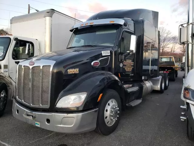 2018 Peterbilt 579