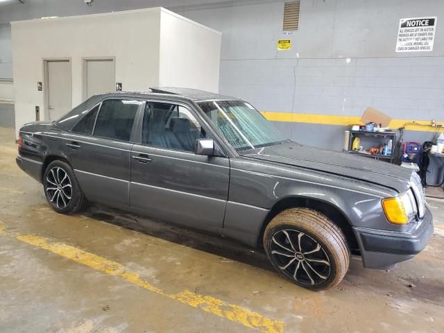 1993 Mercedes-Benz 300 E 2.8