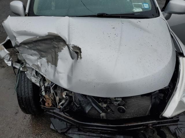 2010 Nissan Versa S