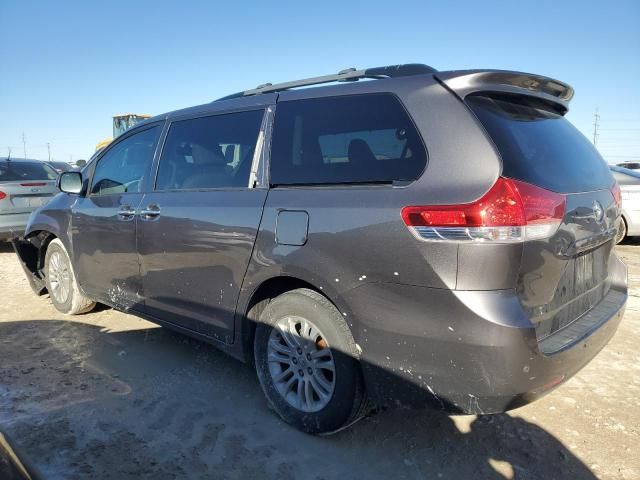 2011 Toyota Sienna XLE