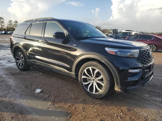 2022 Ford Explorer ST-Line