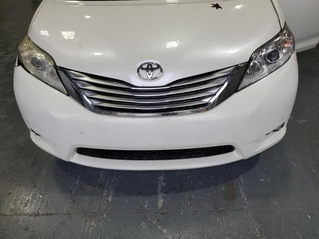 2012 Toyota Sienna XLE