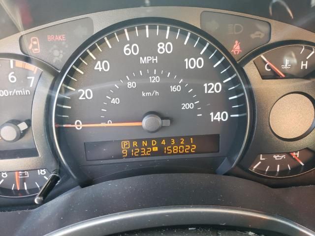 2004 Nissan Titan XE