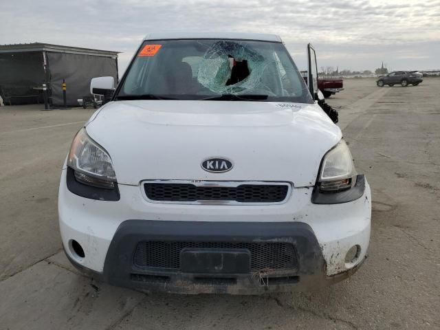 2011 KIA Soul +