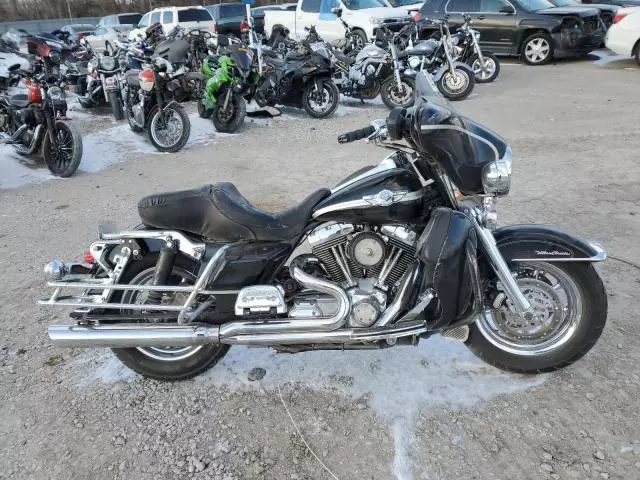 2003 Harley-Davidson Flhtcui