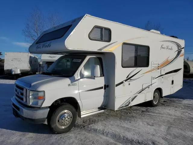 2010 Ford Econoline E350 Super Duty Cutaway Van