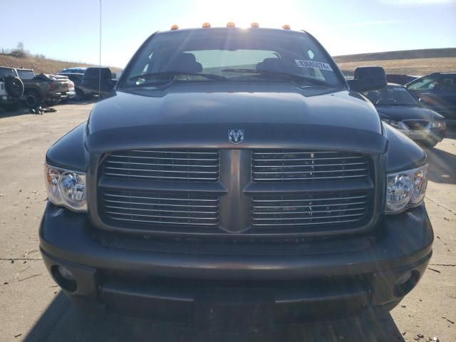 2004 Dodge RAM 3500 ST