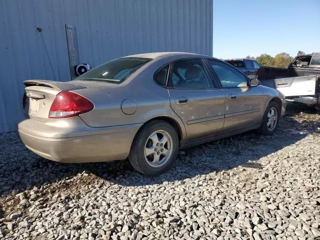 2005 Ford Taurus SE