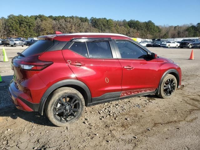 2022 Nissan Kicks SV