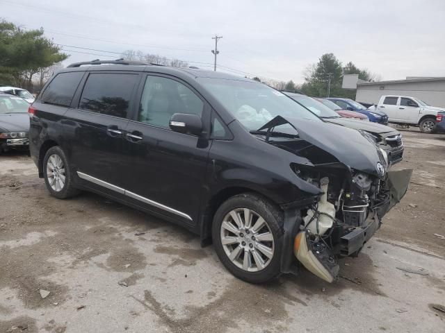 2013 Toyota Sienna XLE