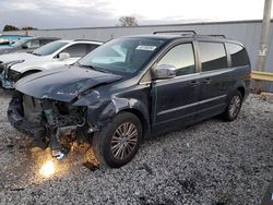 Salvage cars for sale from Copart Franklin, WI: 2014 Chrysler Town & Country Touring L