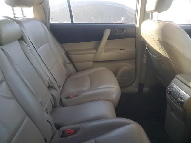 2011 Toyota Highlander Base