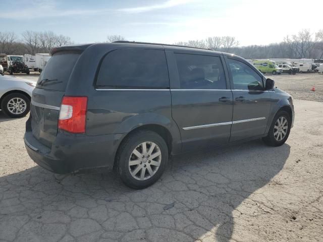 2011 Chrysler Town & Country Touring L