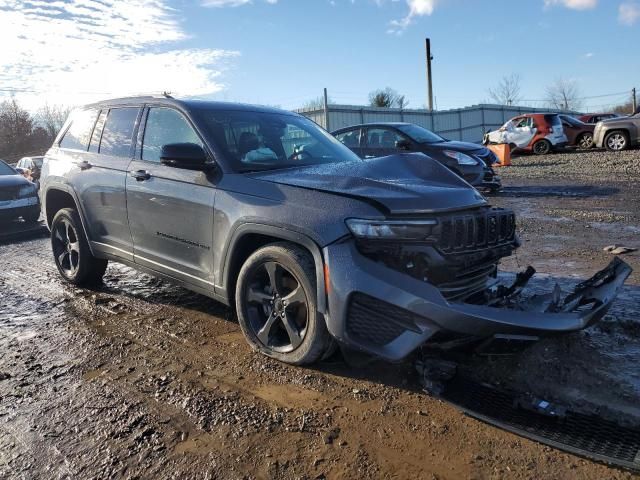 2023 Jeep Grand Cherokee Laredo