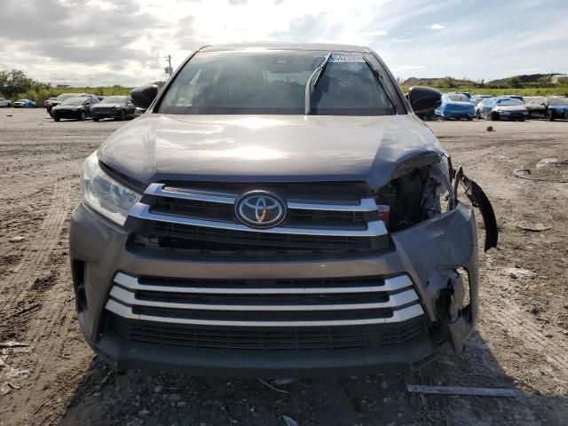 2019 Toyota Highlander LE