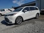 2022 Toyota Sienna Limited